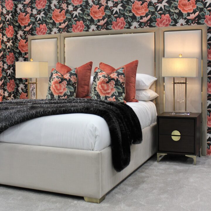 Alena Bedframe Show